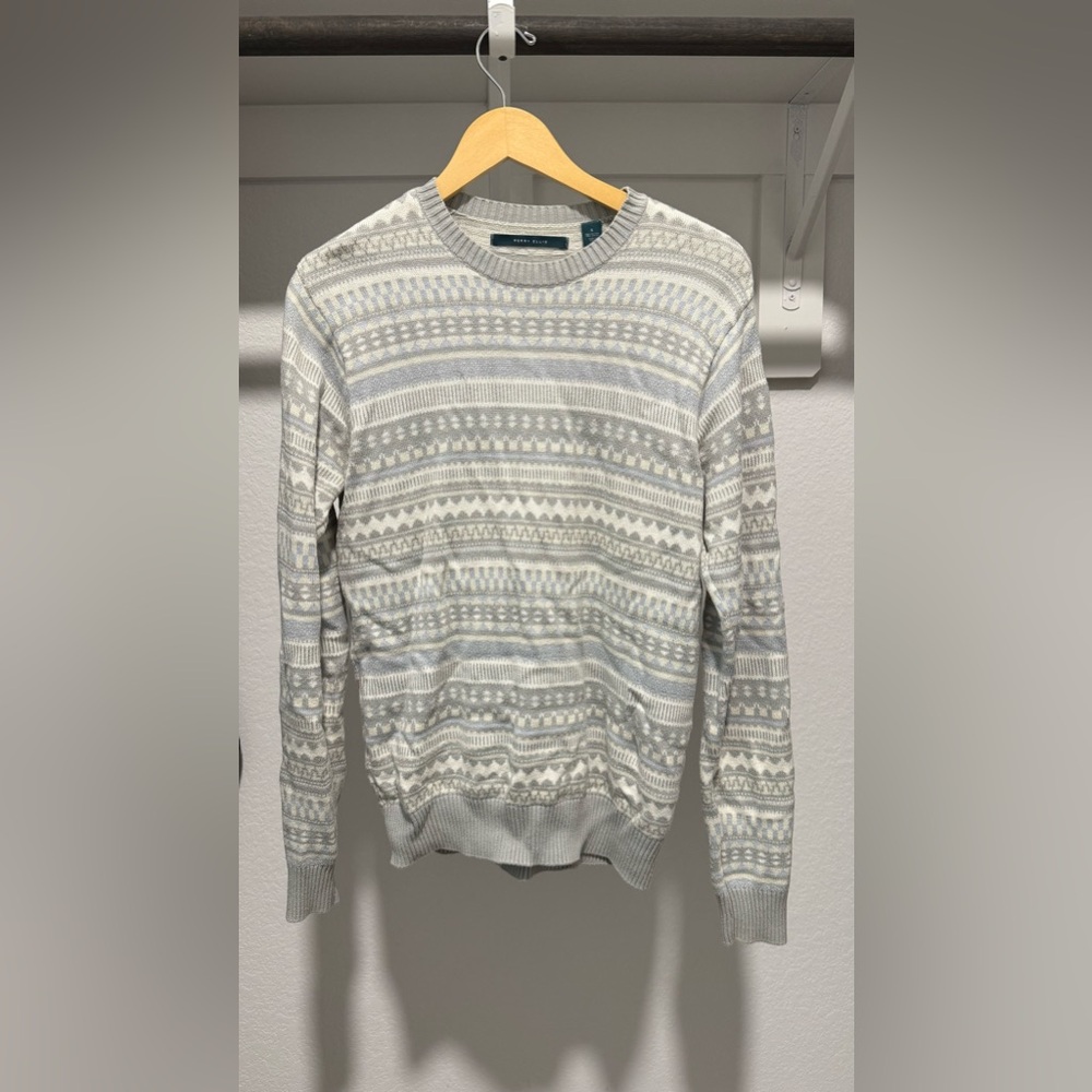 Perry Ellis S sweater